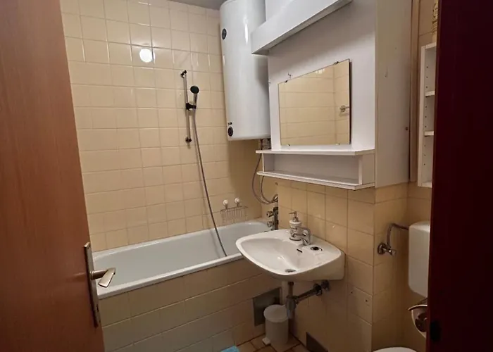 Apartma Giorgo 아파트 *